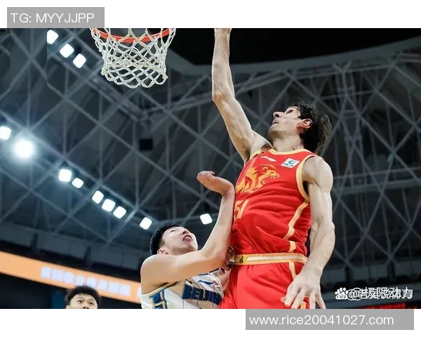 中国男篮与澳洲队巅峰对决展现篮球魅力与实力较量的精彩瞬间