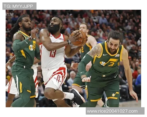 火箭与爵士激战正酣赛事直播全程回顾与精彩瞬间解析