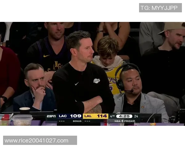 湖人对快船精彩对决全程回放带你重温经典瞬间与精彩时刻