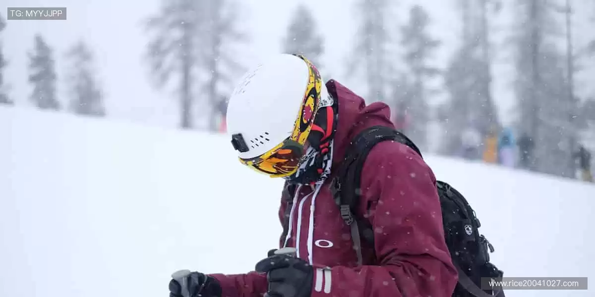 👟潮动全场，装备升级你的运动 DNA！🎁